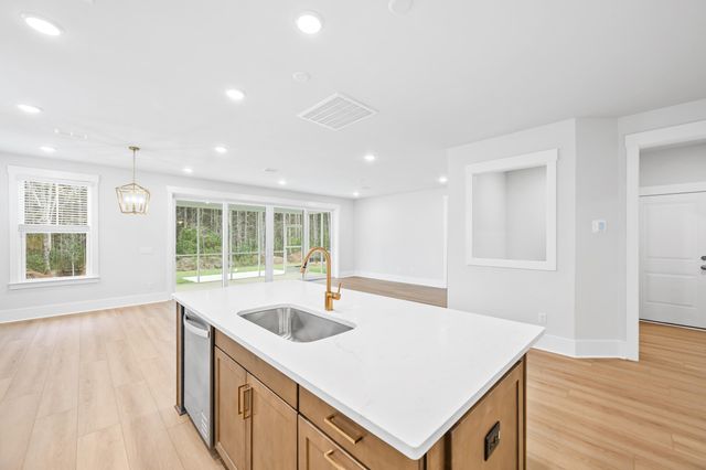 709 Twinflower Lane, Summerville, SC 29486