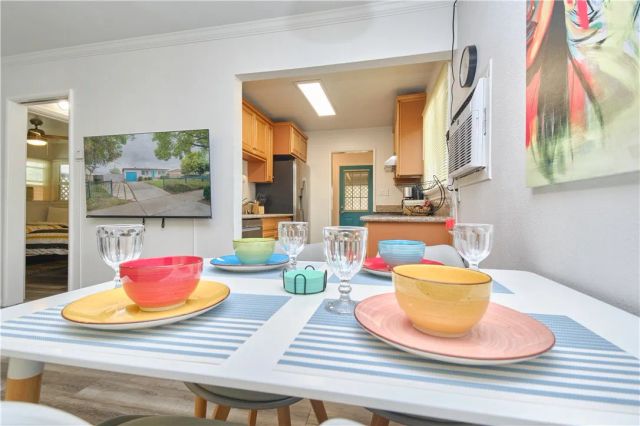 1516 W Stoneridge Court, Ontario, CA 91762