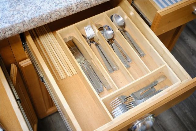 1516 W Stoneridge Court, Ontario, CA 91762