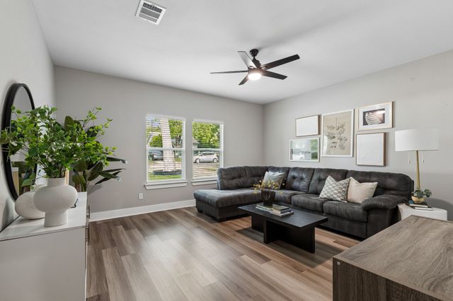 3038 Ramsey Avenue, Dallas, TX 75216