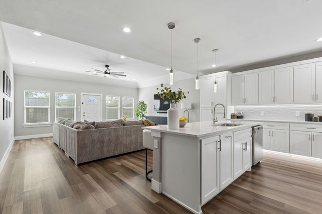3038 Ramsey Avenue, Dallas, TX 75216