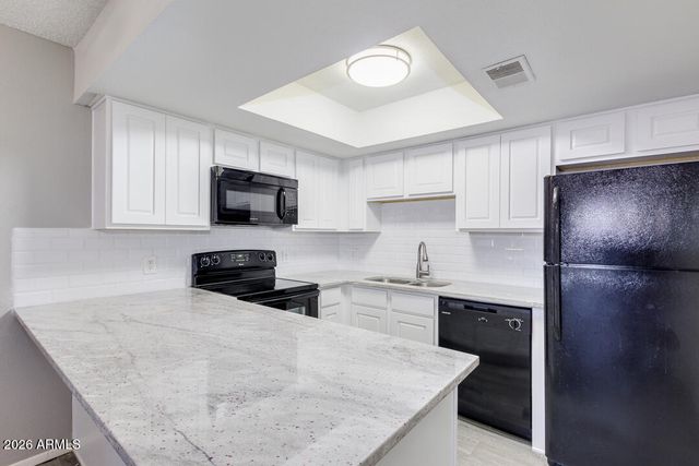 2149 E 10TH Street 3, Tempe, AZ 85281