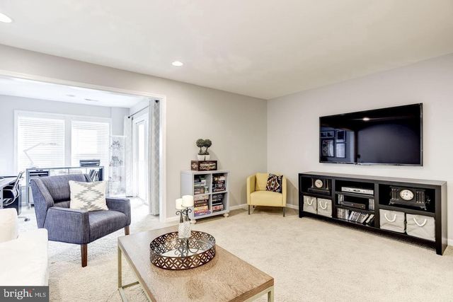 42639 NEW DAWN TER, Brambleton, VA 20148