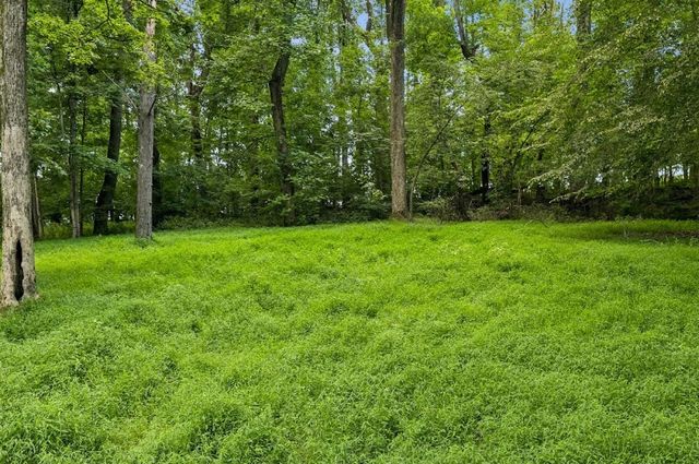2541 Distillery Rd, Greenbrier, TN 37073
