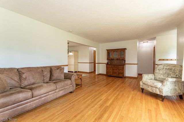 11725 Pekin Road, Newbury, OH 44065