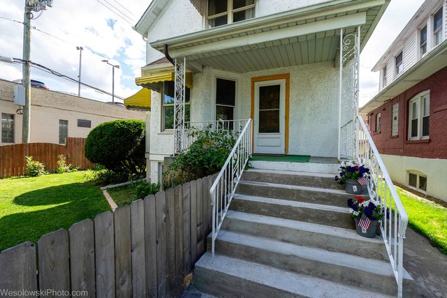 2416 N Rutherford Avenue, Chicago, IL 60607