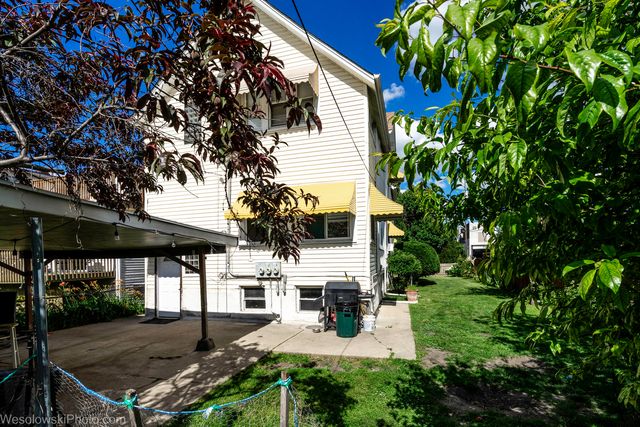 2416 N Rutherford Avenue, Chicago, IL 60607
