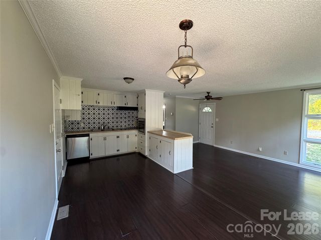 124 Roxie Lane, Belmont, NC 28012