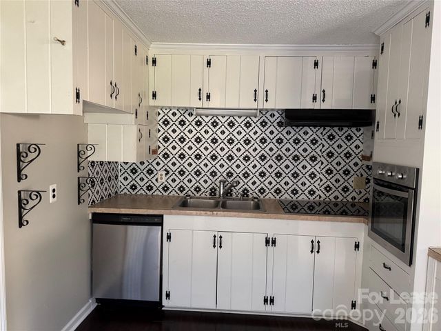 124 Roxie Lane, Belmont, NC 28012