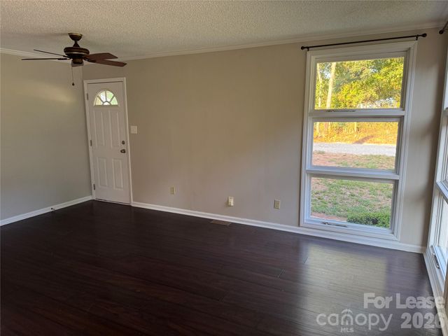 124 Roxie Lane, Belmont, NC 28012