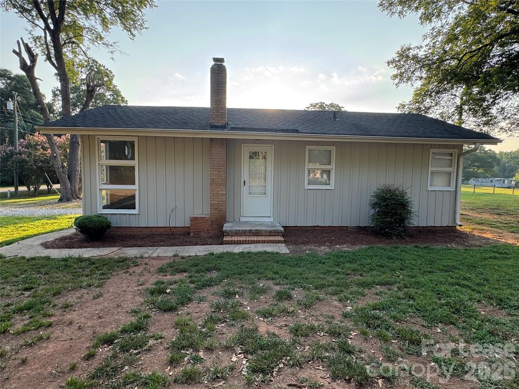 124 Roxie Lane, Belmont, NC 28012
