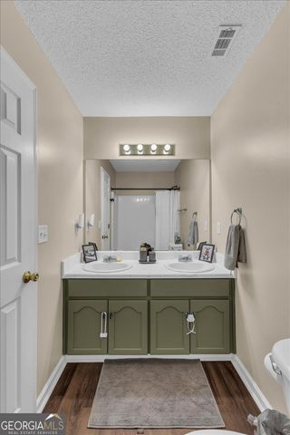 153 Hughes Drive, Midway, GA 31320