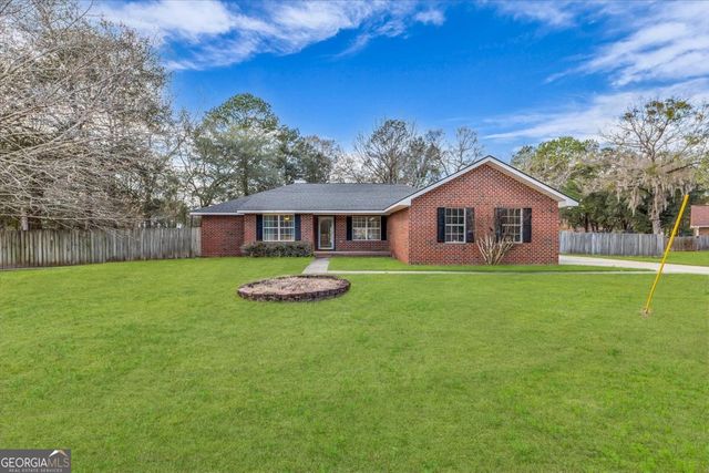 153 Hughes Drive, Midway, GA 31320