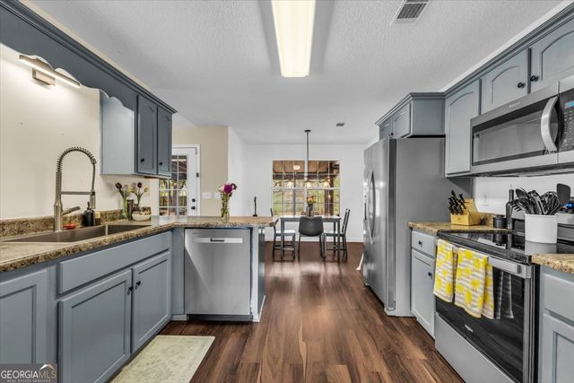 153 Hughes Drive, Midway, GA 31320