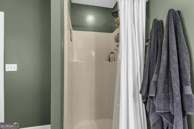 153 Hughes Drive, Midway, GA 31320