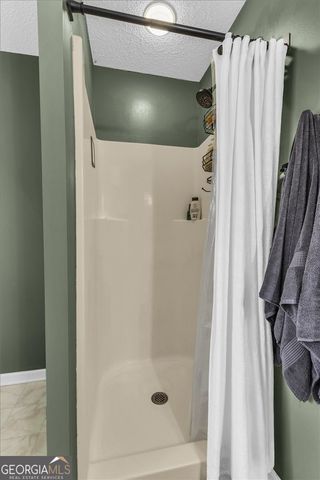 153 Hughes Drive, Midway, GA 31320