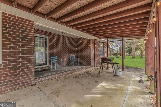 153 Hughes Drive, Midway, GA 31320