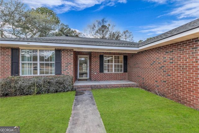 153 Hughes Drive, Midway, GA 31320