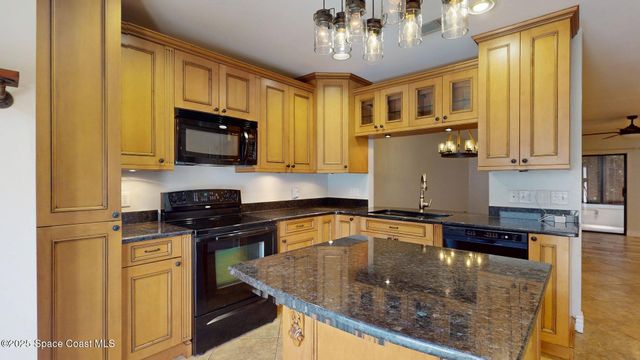 208 Parkside Place, 208, Indian Harbour Beach, FL 32937