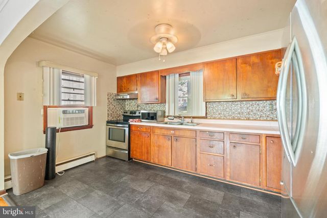 7806 WENDOVER AVE, Parkville, MD 21234