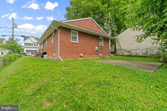 7806 WENDOVER AVE, Parkville, MD 21234