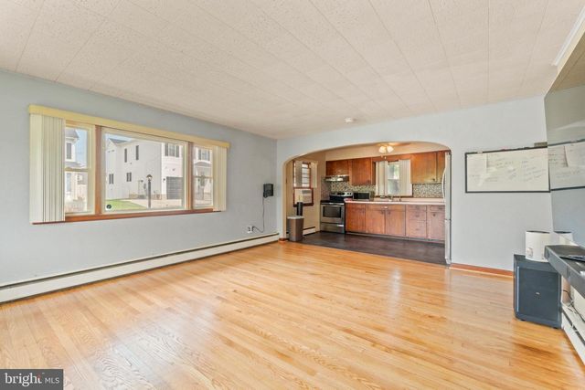 7806 WENDOVER AVE, Parkville, MD 21234