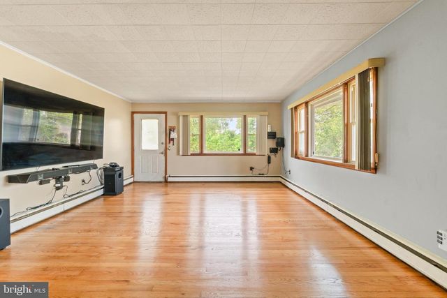 7806 WENDOVER AVE, Parkville, MD 21234