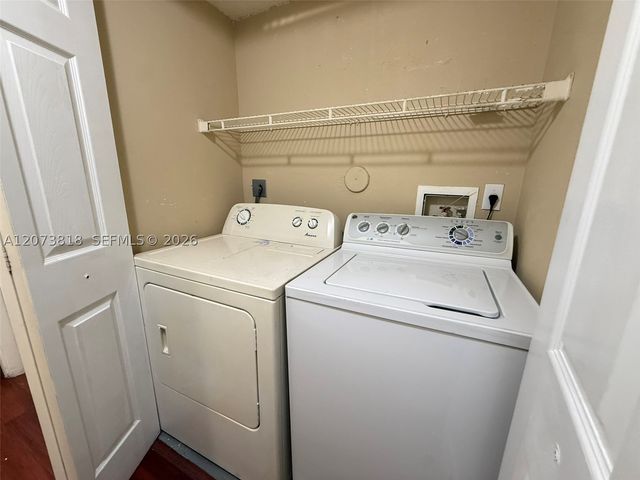 7650 Westwood Dr 504, Tamarac, FL 33321