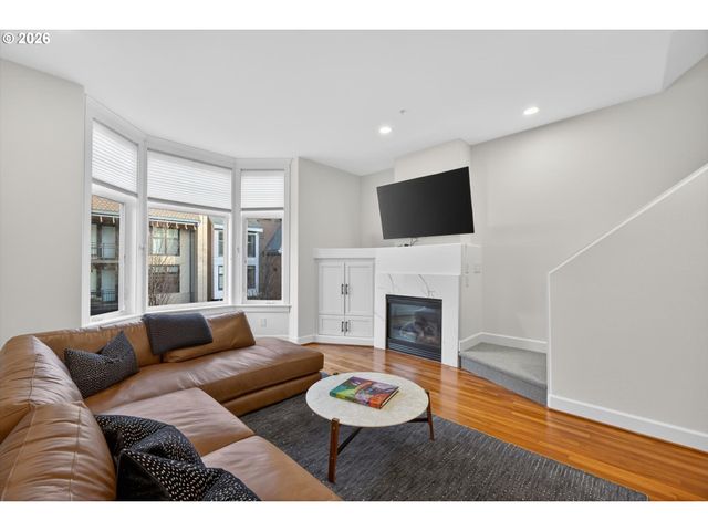 314 2ND St, Lake Oswego, OR 97034