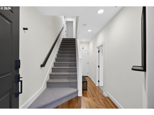 314 2ND St, Lake Oswego, OR 97034