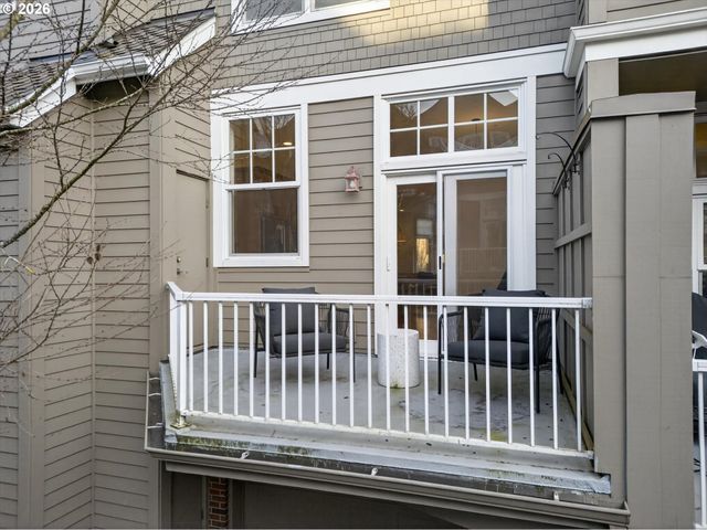 314 2ND St, Lake Oswego, OR 97034