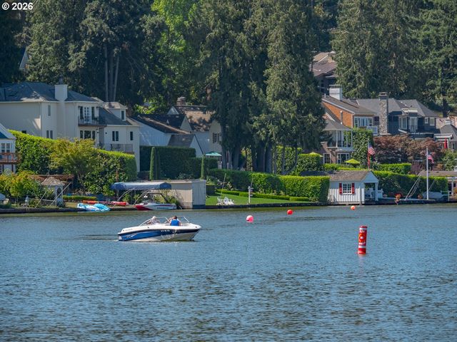 314 2ND St, Lake Oswego, OR 97034