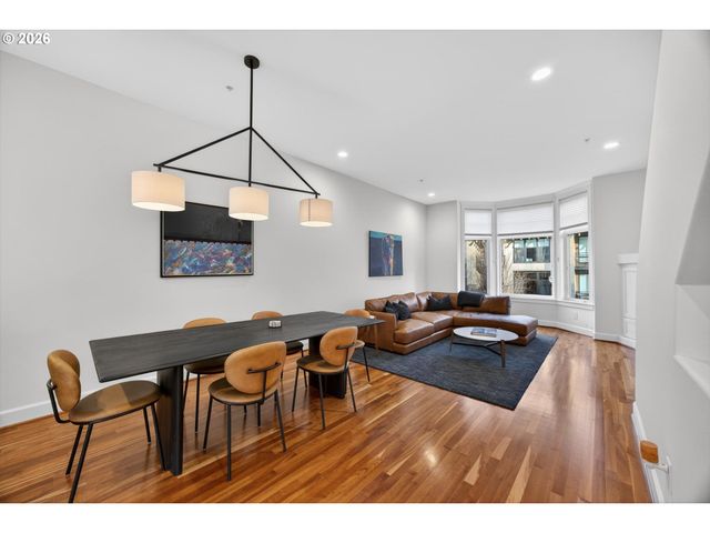 314 2ND St, Lake Oswego, OR 97034