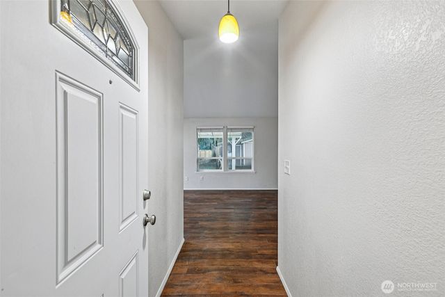 9117 58th Drive NE, Marysville, WA 98270