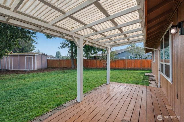 9117 58th Drive NE, Marysville, WA 98270