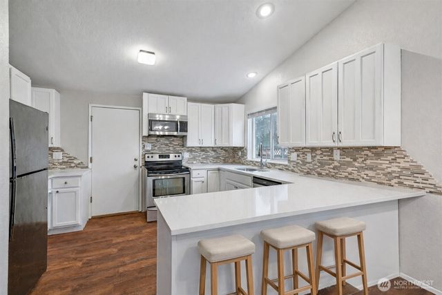 9117 58th Drive NE, Marysville, WA 98270