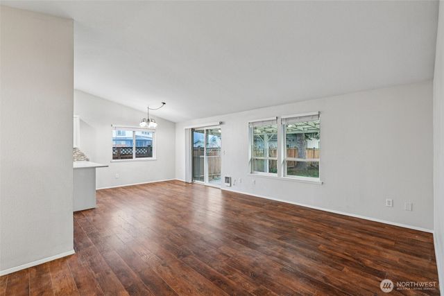 9117 58th Drive NE, Marysville, WA 98270