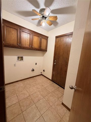 10505 Herbert Drive, Midwest City, OK 73130