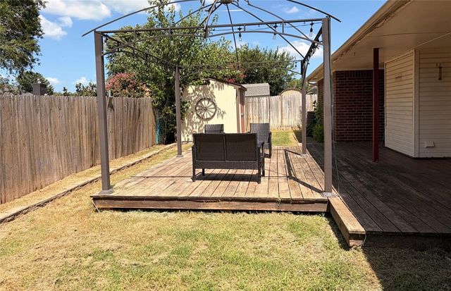 10505 Herbert Drive, Midwest City, OK 73130