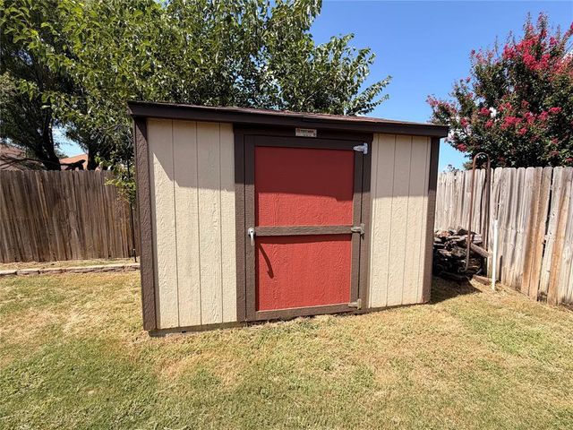 10505 Herbert Drive, Midwest City, OK 73130