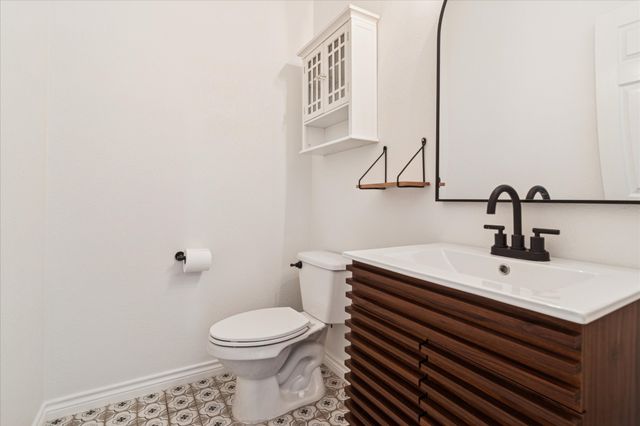 1116 Charleston Lane, Savannah, TX 76227