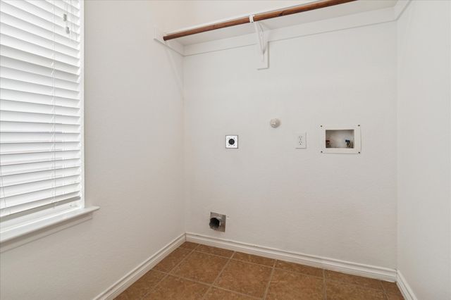 1116 Charleston Lane, Savannah, TX 76227