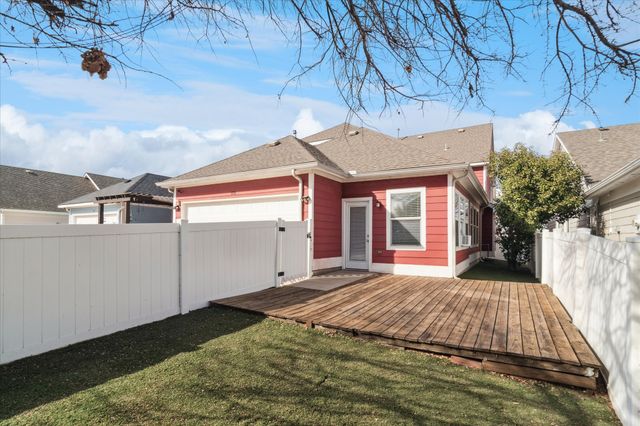 1116 Charleston Lane, Savannah, TX 76227