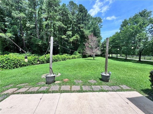 2660 Dr Bramblett Road, Cumming, GA 30028