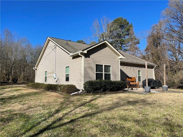 2660 Dr Bramblett Road, Cumming, GA 30028