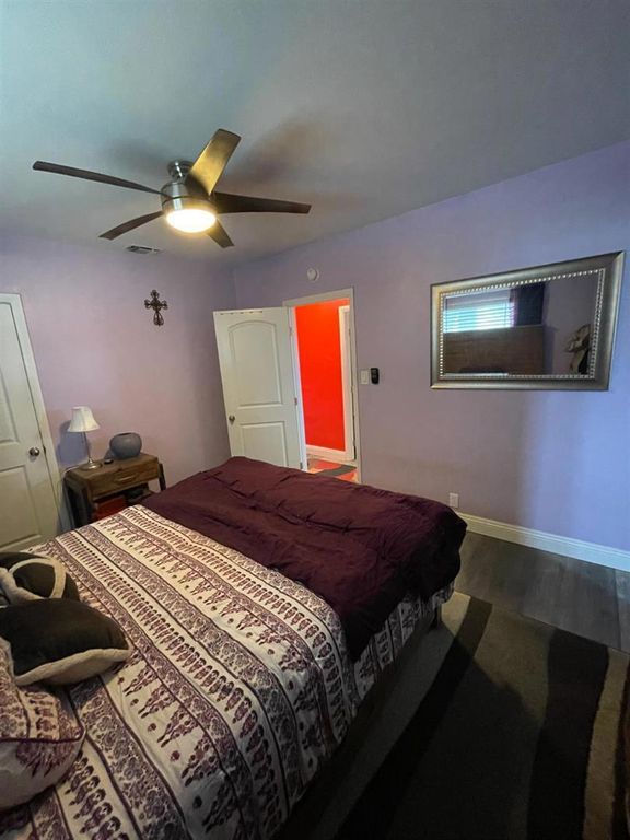 Image 15 of property listing at 3740 26th Avenue, Sacramento, CA 95820