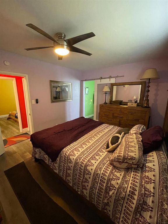 Image 16 of property listing at 3740 26th Avenue, Sacramento, CA 95820