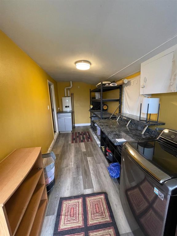 Image 28 of property listing at 3740 26th Avenue, Sacramento, CA 95820