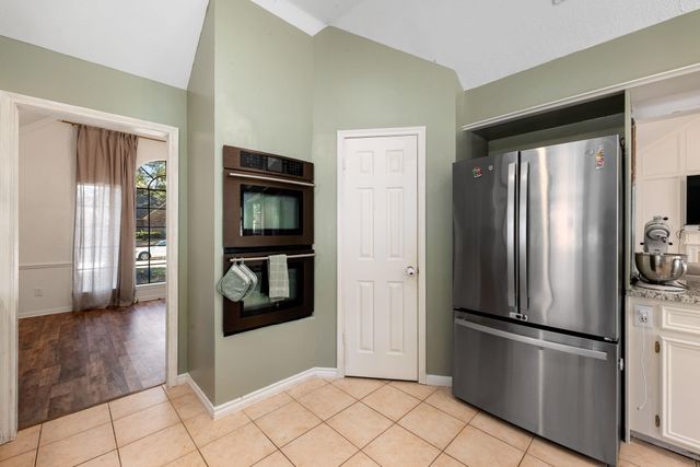 4303 Haven Glen Drive, Houston, TX 77339