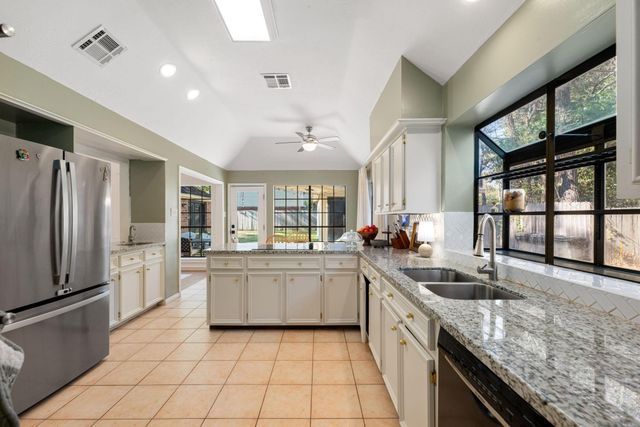 4303 Haven Glen Drive, Houston, TX 77339